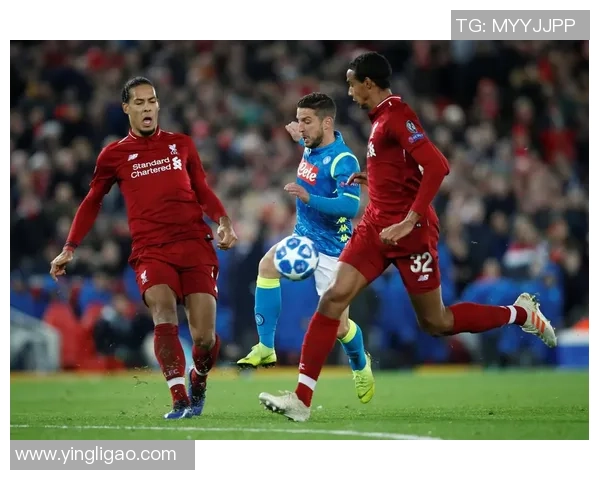 英超激战利物浦与那不勒斯握手言和帽子戏法引发全场热潮